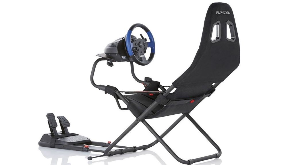 Thrustmaster T150 + Playseat Challenge Sim Rig