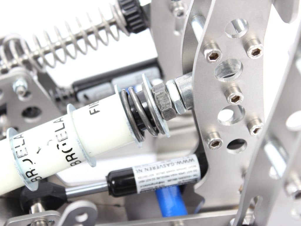 Heusinkveld Ultimate Hydraulic Close Up