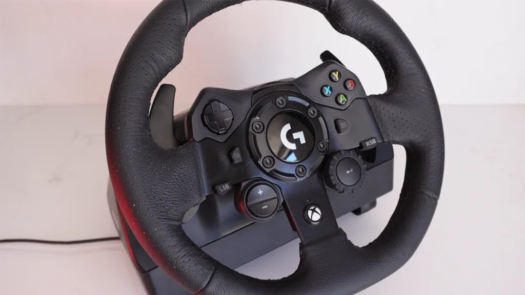 Logitech G923 racing wheel design