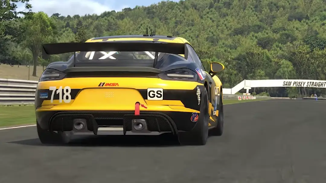 Porsche 718 Cayman GT4 iRacing