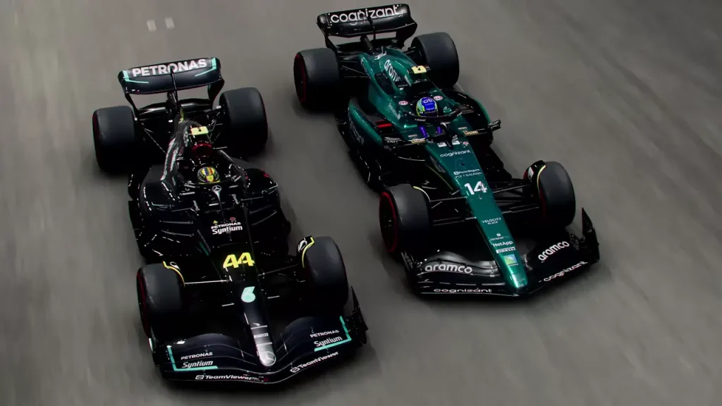 F1 23 Aston Martin vs Mercedes