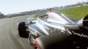 F1 24 Mercedes Silverstone corner Gameplay