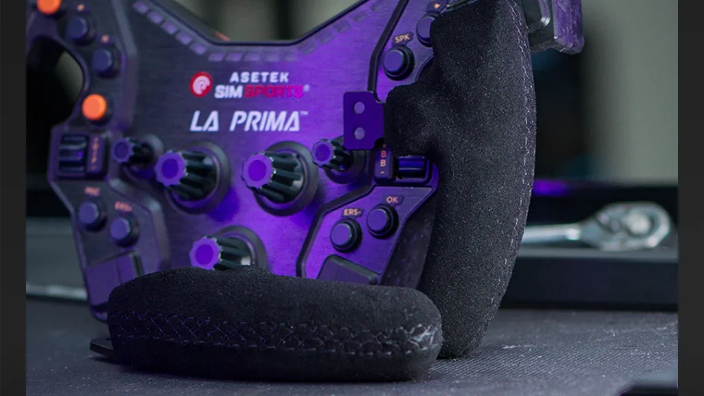 Asetek Formula suede handles