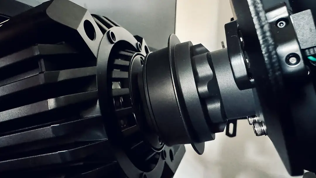 Fanatec QR2 Quick release attached to ClubSport DD+ wheel