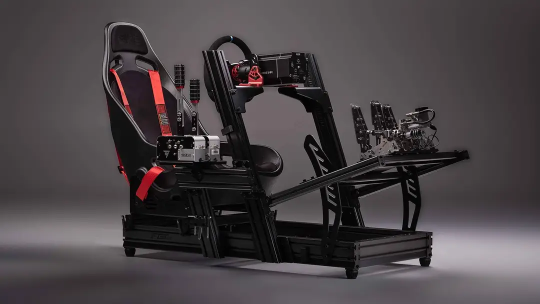 Next Level Racing F-GT Elite Cockpit with racing wheel and pedals