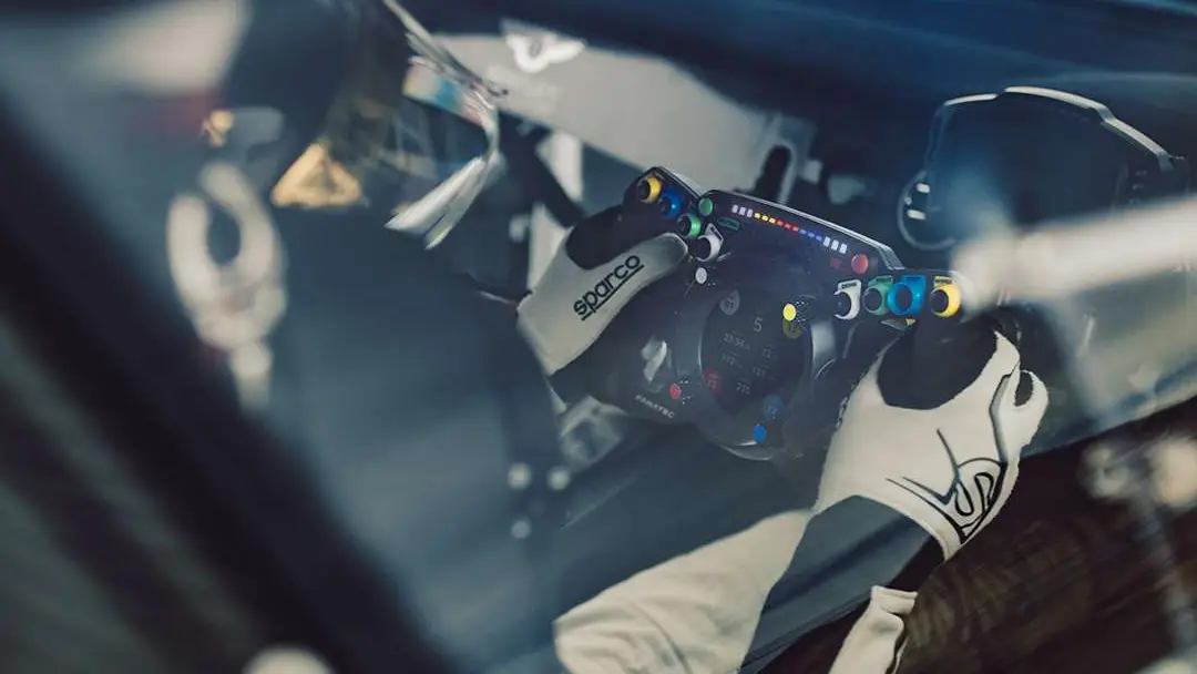 Fanatec Bentley GT3 Steering Wheel