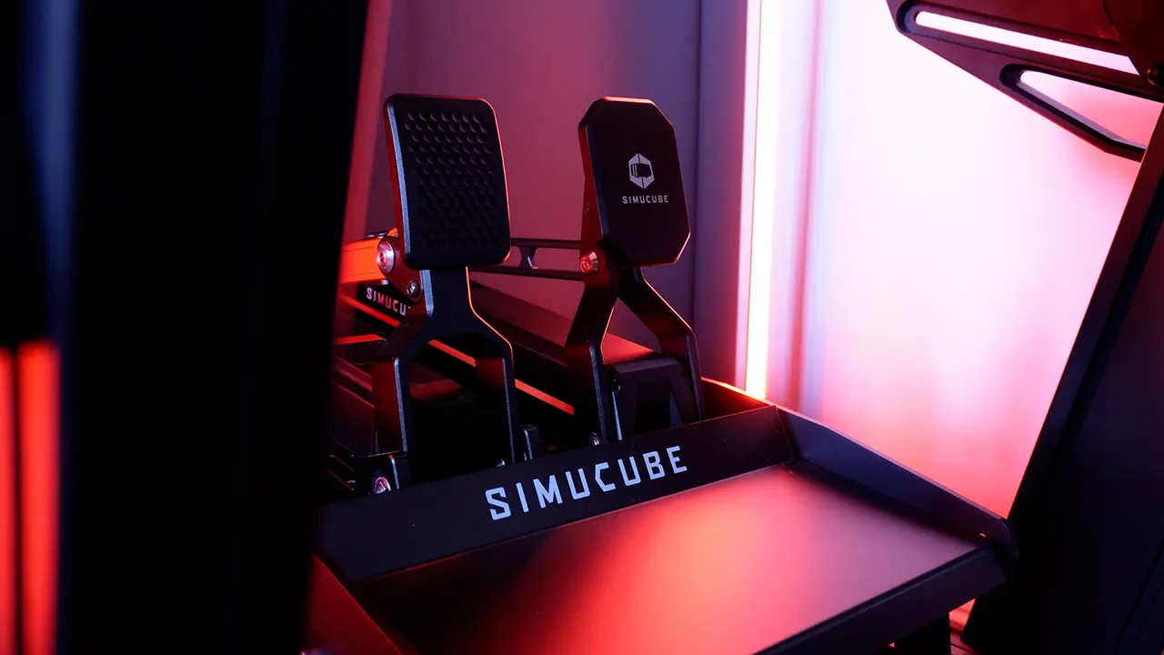 Simucube ActivePedal Pro mounted alongside AP Ultimate